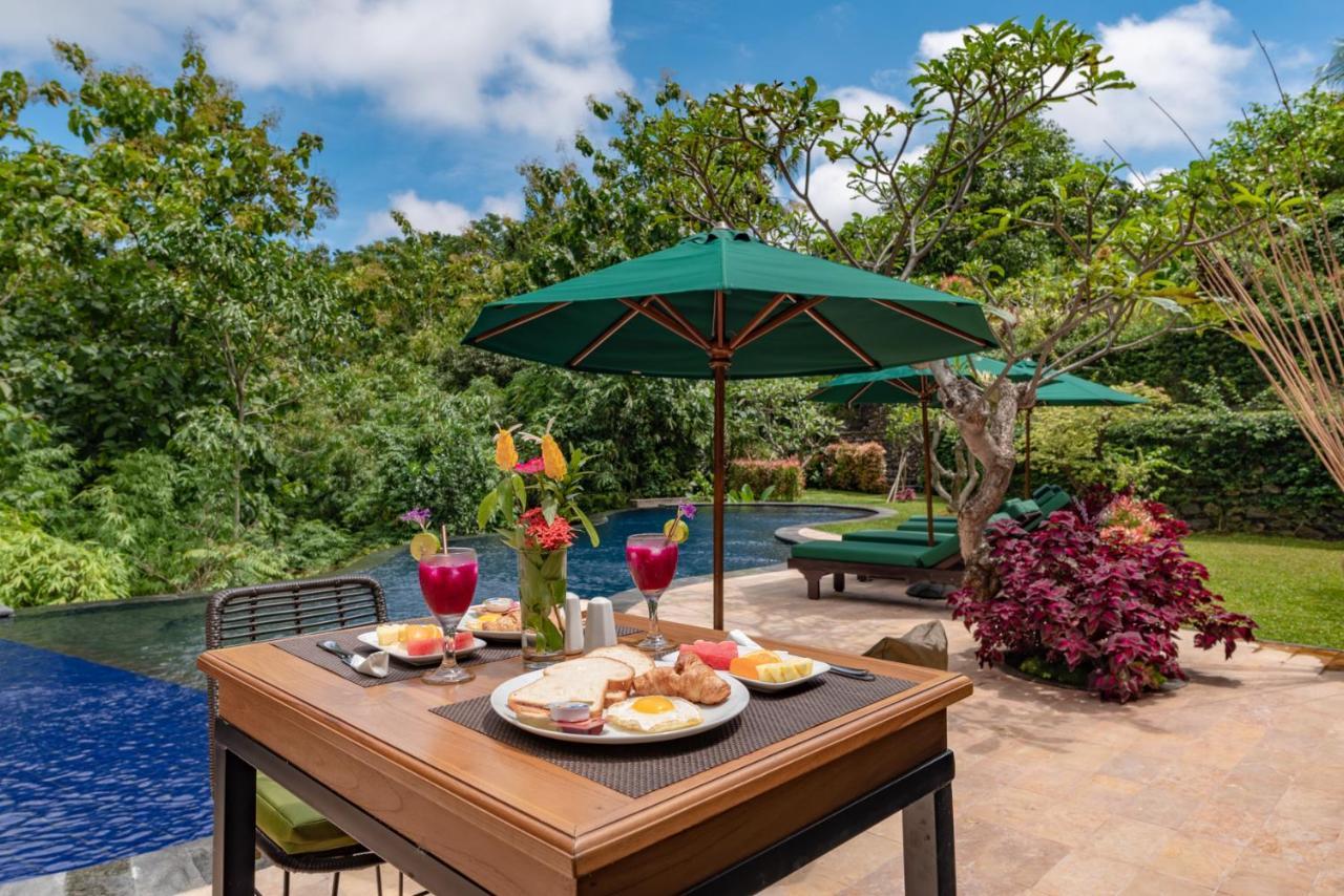 Alamanda Lovina Resort Exterior photo