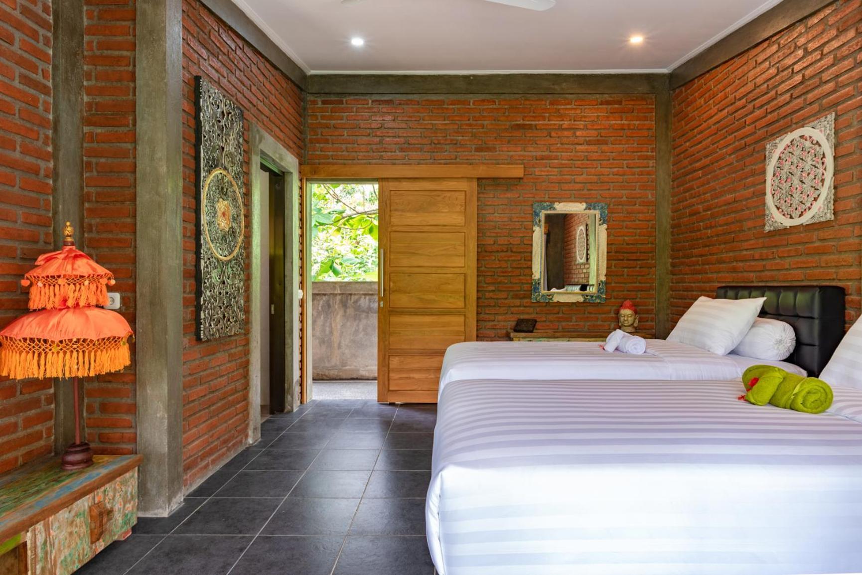 Alamanda Lovina Resort Exterior photo
